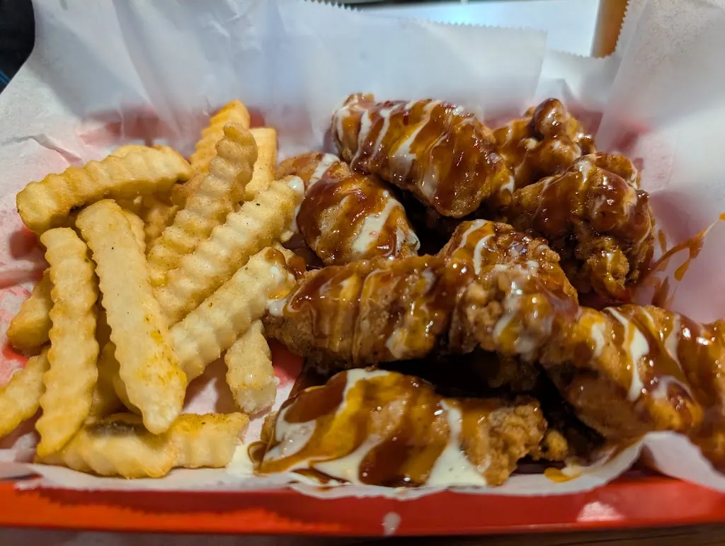 Noey's Pub & Grill_Hartford, WI_slider_image_2