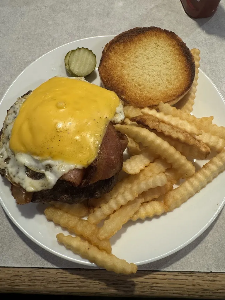 christopher hunter_Sweetberry's Family Restaurant_Kaukauna, WI_review