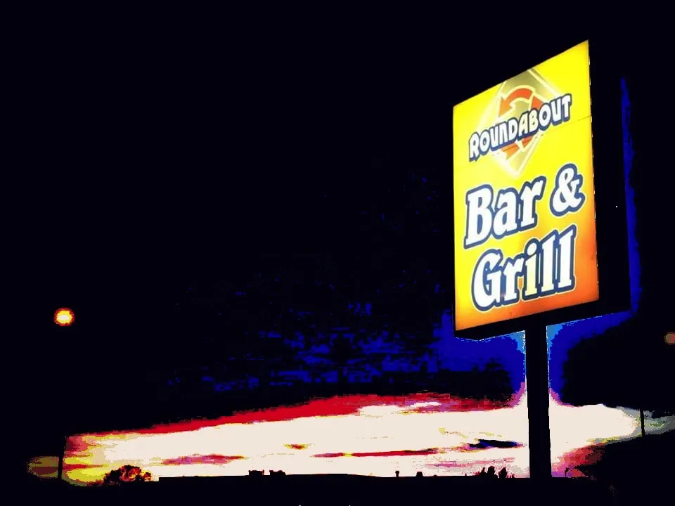 The Roundabout Bar & Grill_Kaukauna, WI_slider_image_3