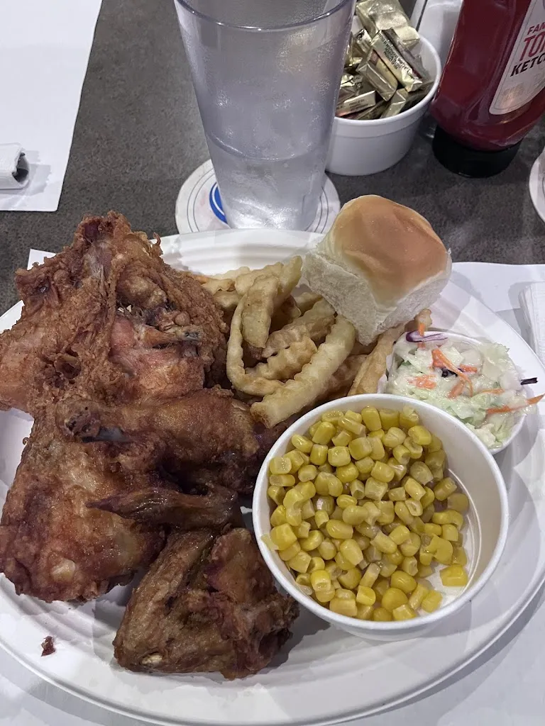 Dewayne Evins_Mibb's & Viv's_Lannon, WI_review