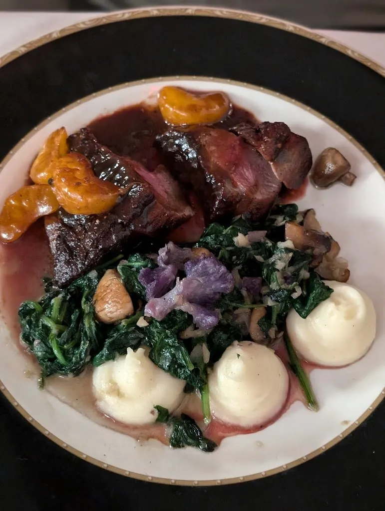 Andrea Bartosh_Lagniappe Brasserie_17001 W Greenfield Ave, New_review