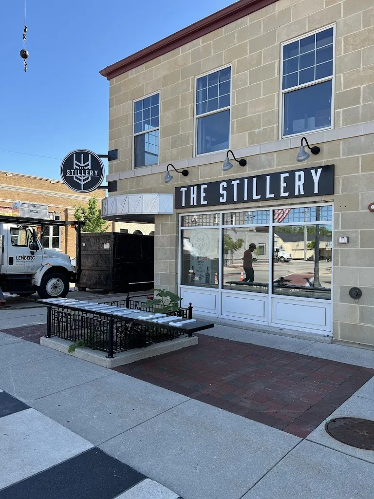 The Stillery - Grafton restaurante en Grafton, WI