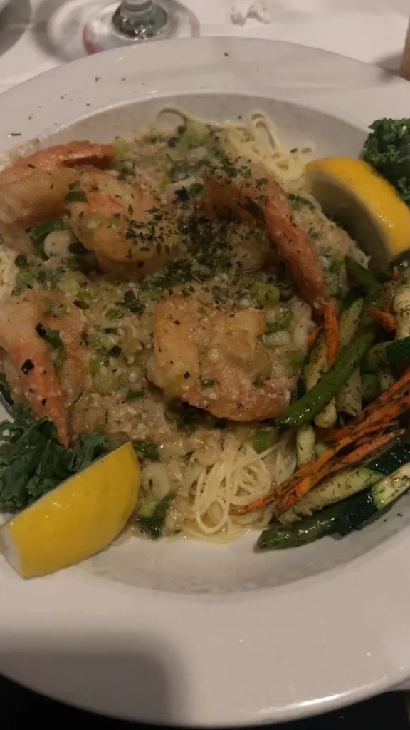 Messina Restaurant & Lounge restaurante en Saukville, WI