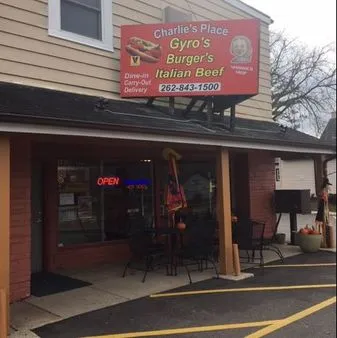 Charlie's Place restaurante en Salem Lakes, WI
