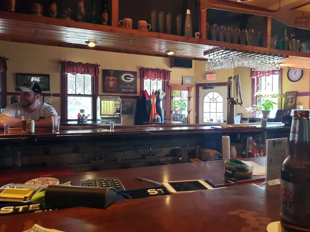 Hideaway restaurante en Salem Lakes, WI
