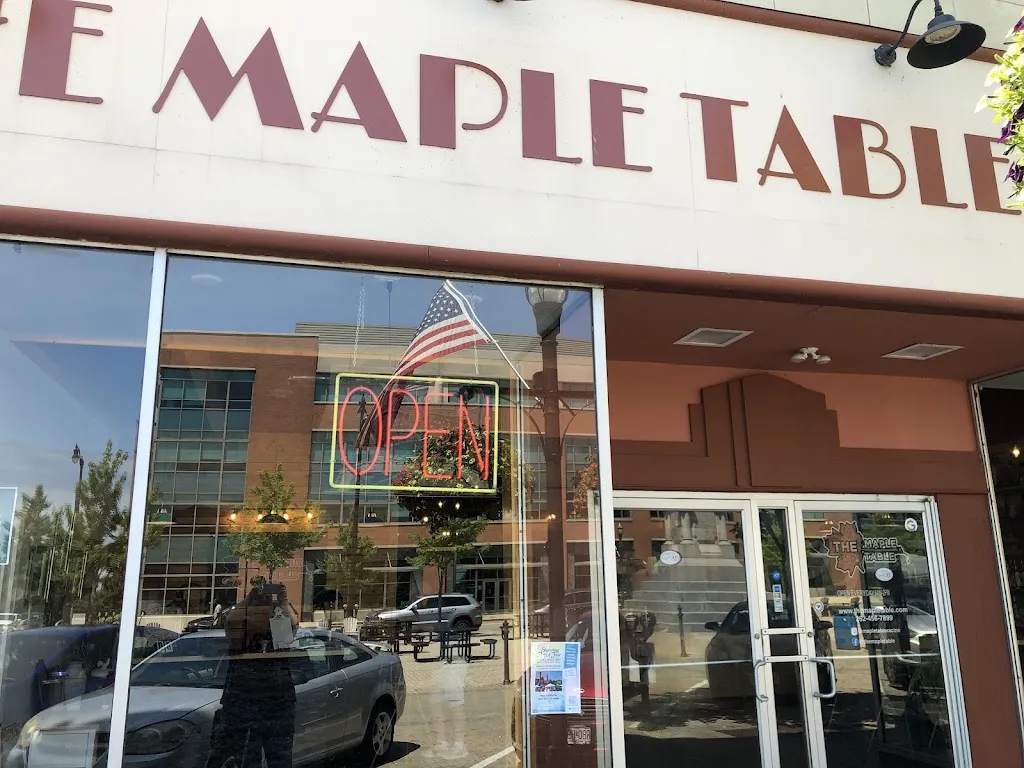 The Maple Table restaurante en Racine, WI
