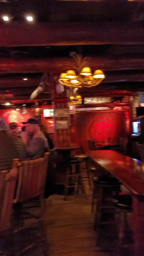 Steven Schmelzling_Camp Bar | Shorewood_Shorewood, WI_review