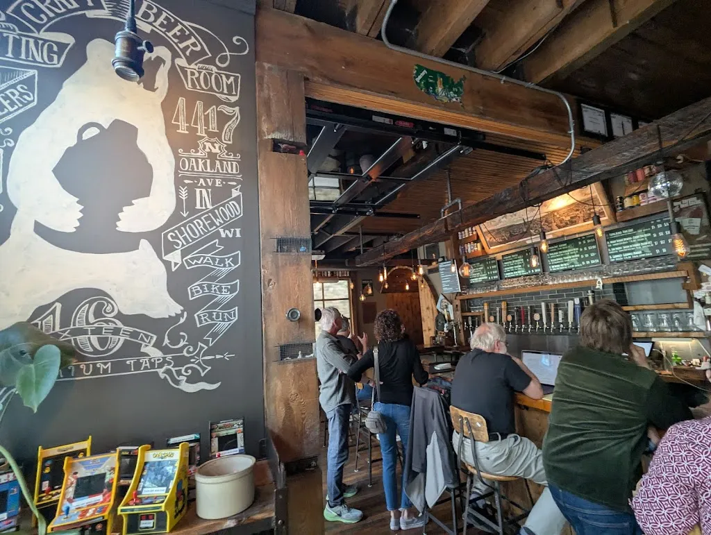 Jered McGivern_Draft & Vessel Shorewood_Shorewood, WI_reseña