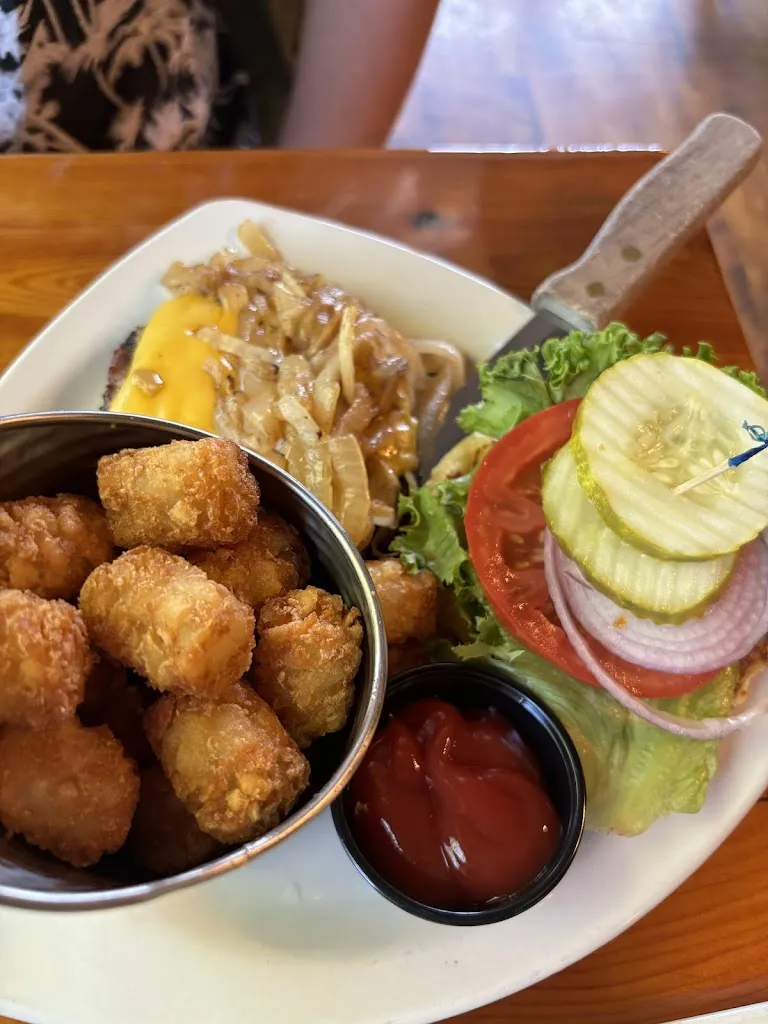 Remington's River Inn_Thiensville, WI_slider_imagen_3