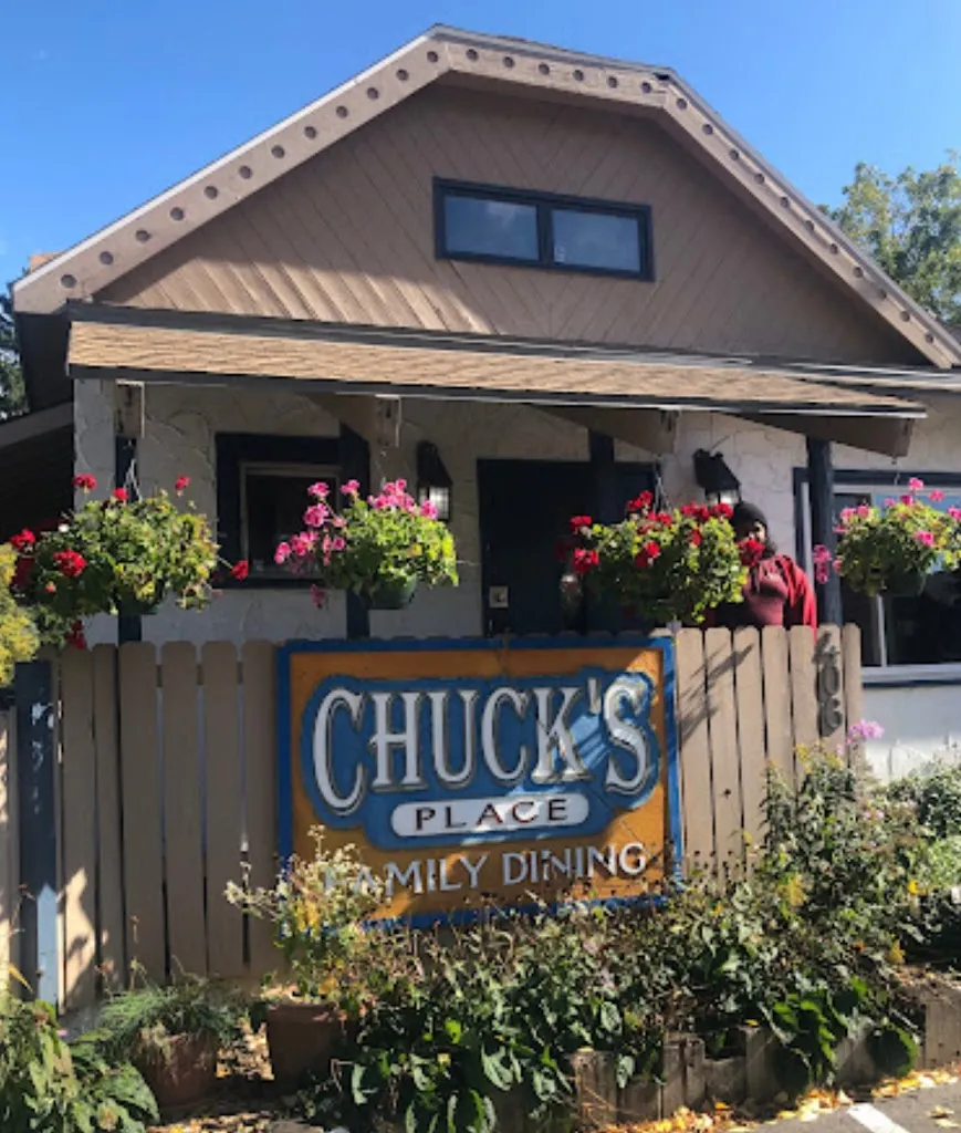 Chuck's Place Family Restaurant restaurante en Thiensville, WI