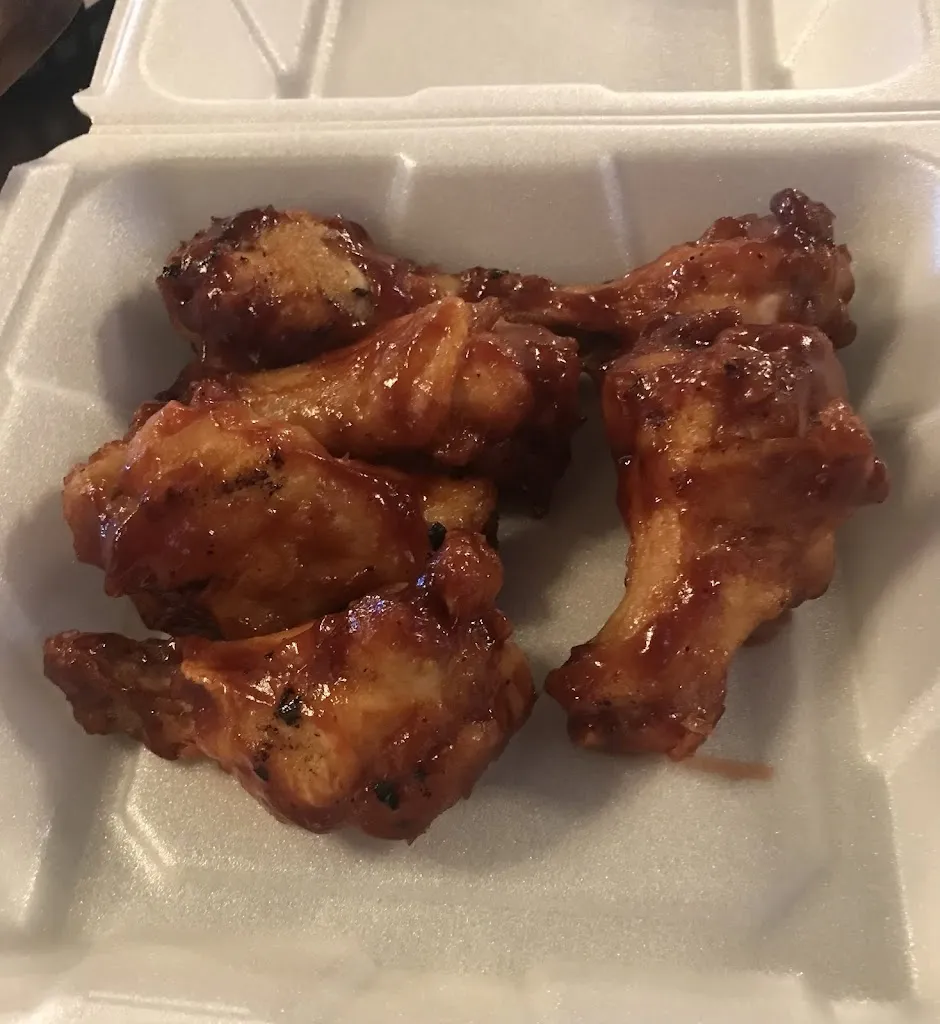 Diane Wilczenski_TinCAN Roadhouse_Union Grove, WI_review