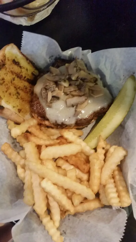 Stumble Inn Bar and Grill_Union Grove, WI_slider_imagen_3