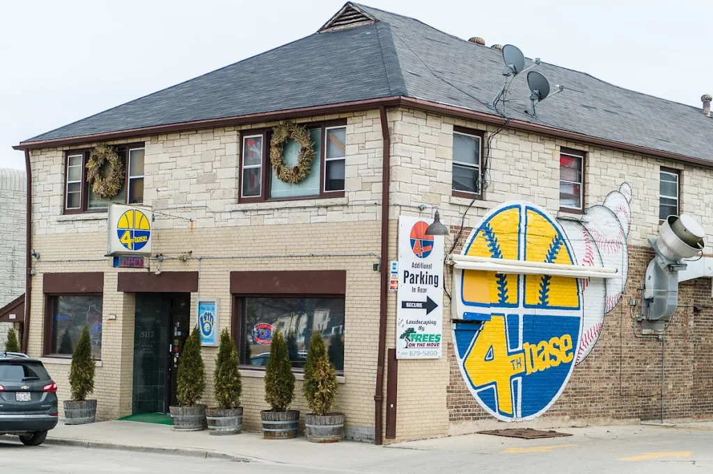 4th Base Restaurant restaurante en West Milwaukee, WI