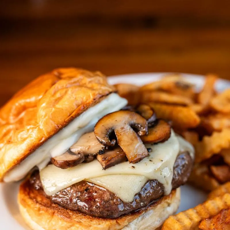 The Bay Restaurant_Whitefish Bay, WI_slider_imagen_3
