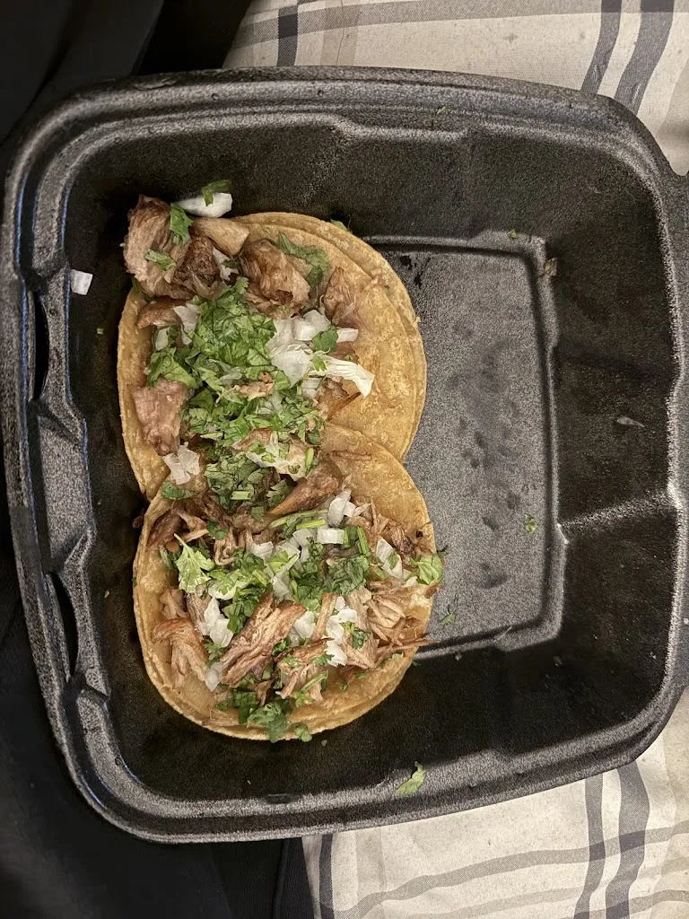 Jamie Lazarkiewicz_San Pedro Mexican Restaurant_Torrington, WY_avis