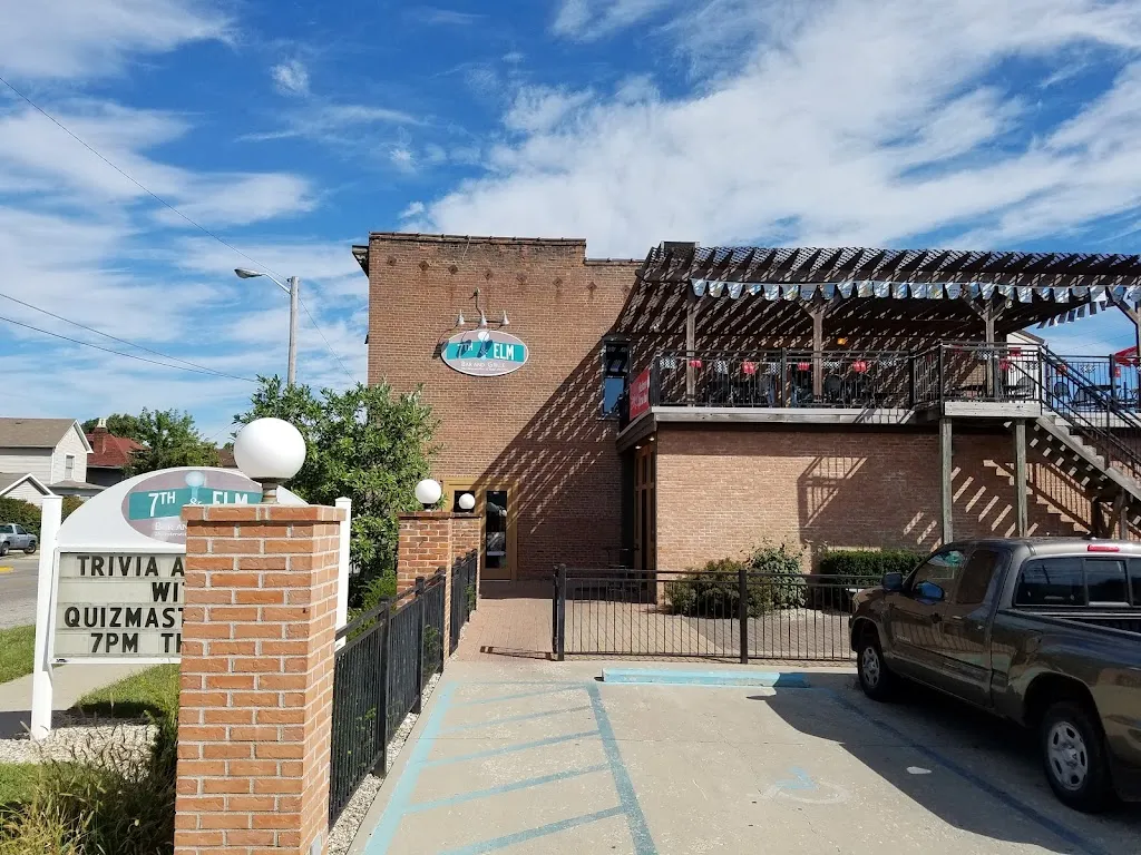 Tree House restaurant à Terre Haute, IN