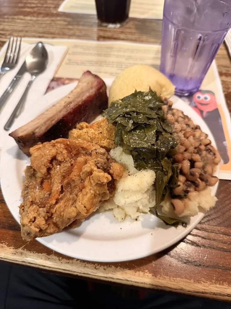 DaShaun Callahan_Fred's Market Restaurant_Riverview, FL_review