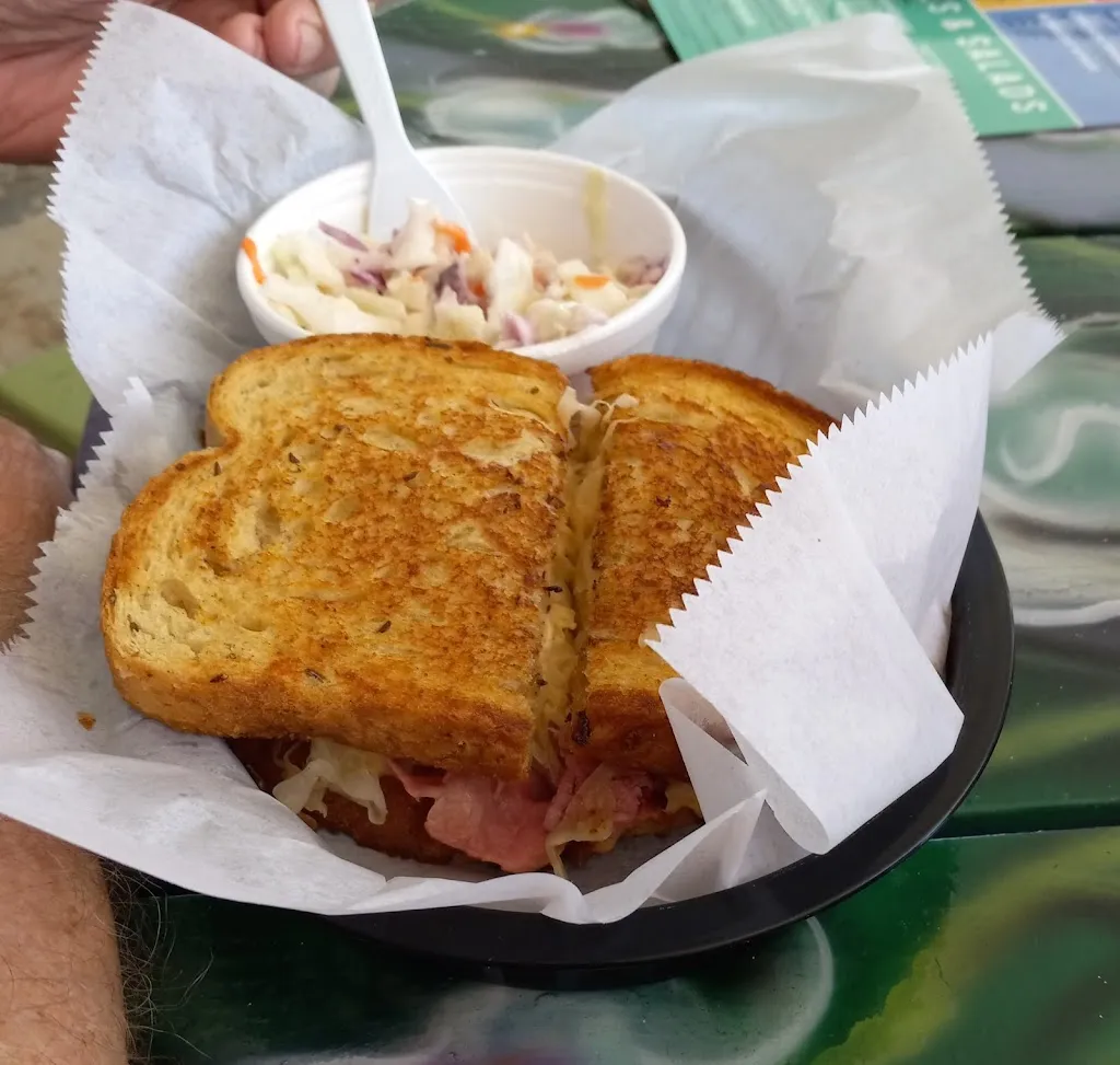 Debby Lynch_The River's Edge Bar & Grill_Gibsonton, FL_review