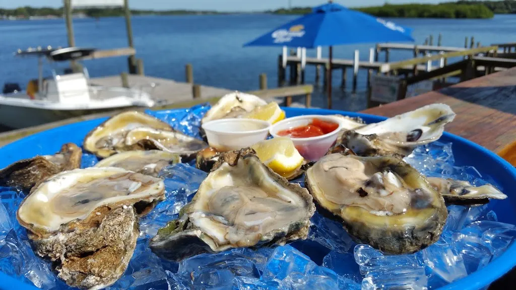 The River's Edge Bar & Grill_Gibsonton, FL_slider_image_3