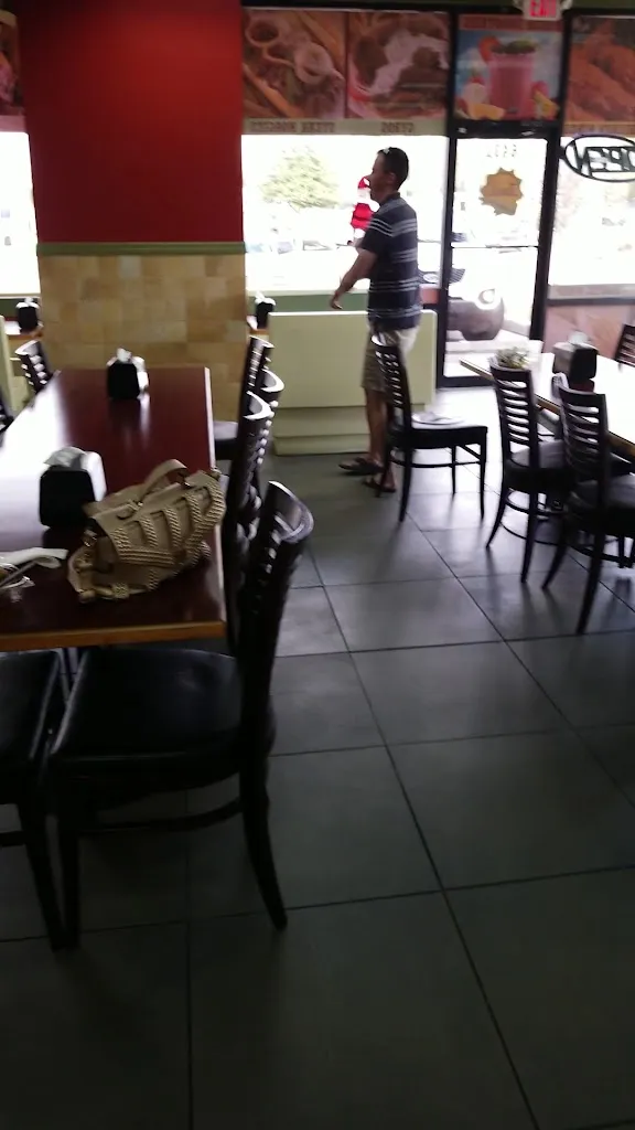Zeko's Mediterranean Grill_Riverview, FL_slider_image_2