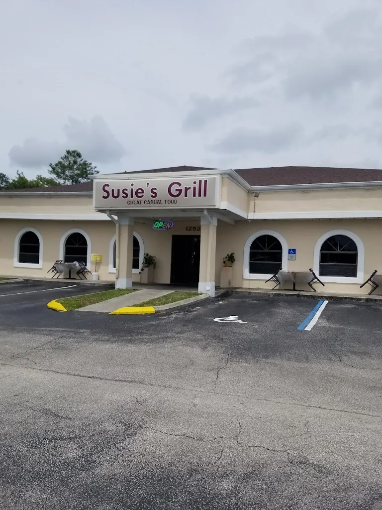 Susie's Grill restaurant in Spring Hill, FL