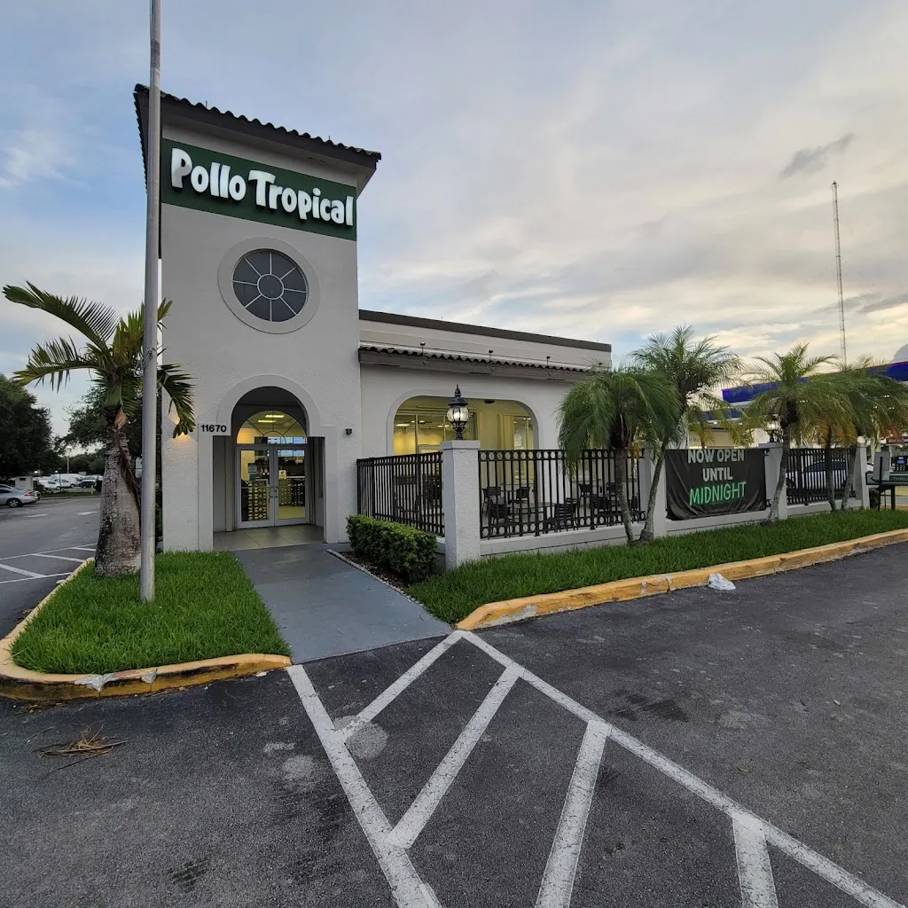 Pollo Tropical_Miami, FL_slider_imagen_1