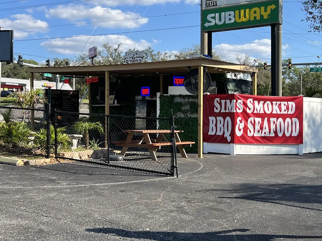 Sims Smoked restaurant in 6002 County Rd 579, Seffner