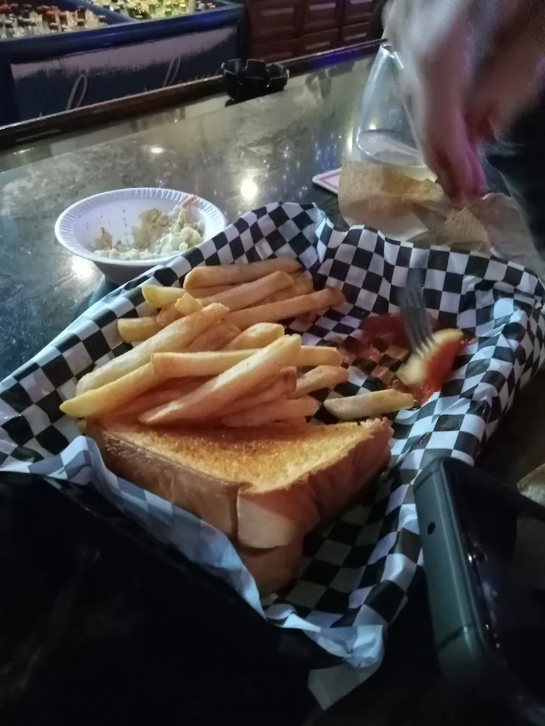 Greg Riley_Luna Lounge Seffner_Seffner, FL_review