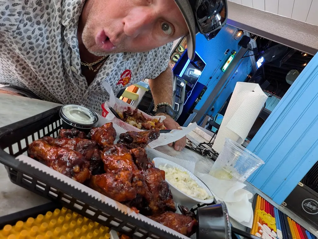 Douglas_TRIPLE J Tiki Hut Bar & Grill_Seffner, FL_review