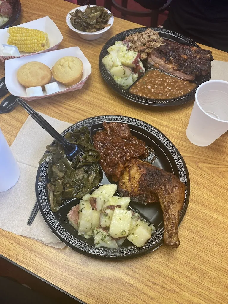 Bamirse Papraniku_Kojacks house of ribs_Seffner, FL_review