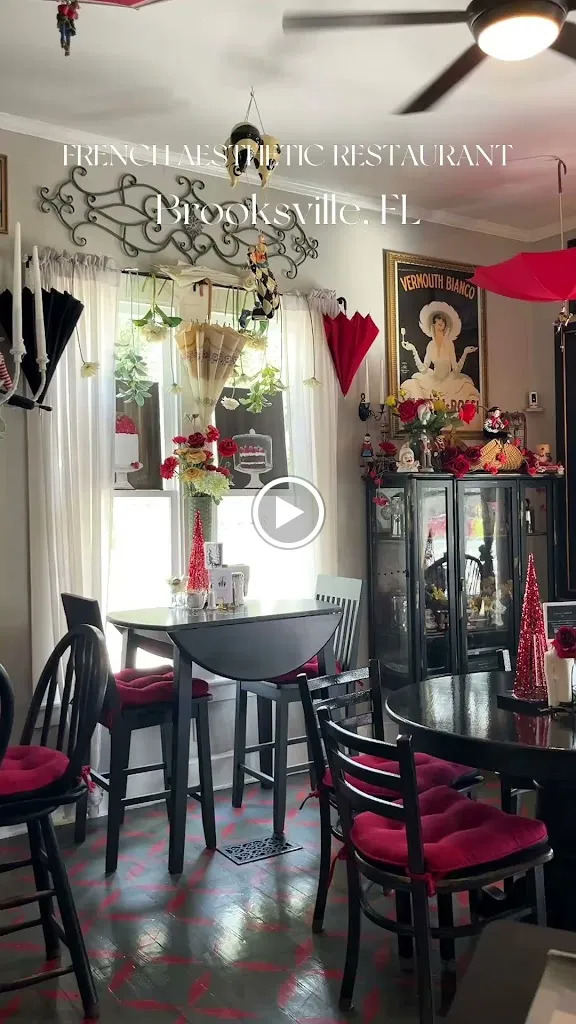 The Lazy Maid Crêperie restaurant in Brooksville, FL