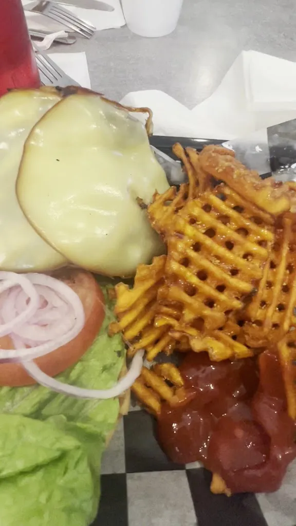 Hernando Oaks Bar and Grill_Brooksville, FL_slider_image_2