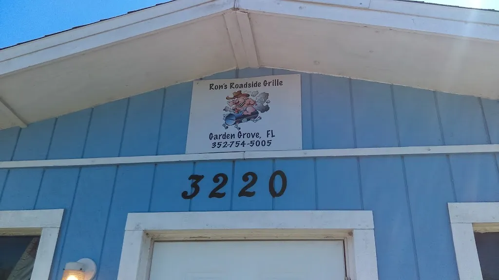 Ron's Roadside Grille restaurant in Brooksville, FL