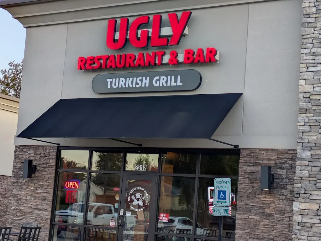 Ugly Restaurant and Bar restaurant à Springfield, IL
