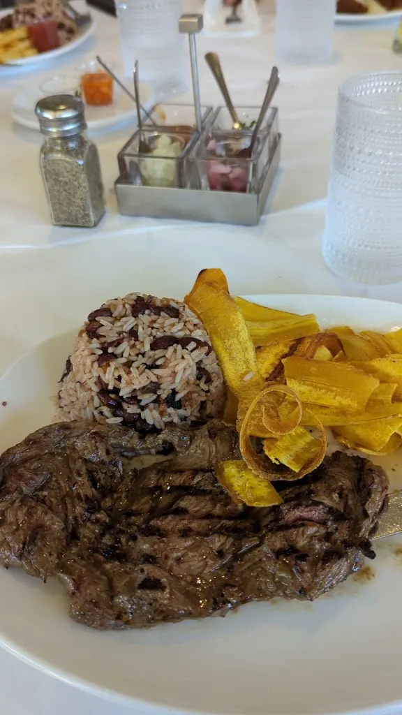 Madroño Restaurant_Miami, FL_slider_image_2
