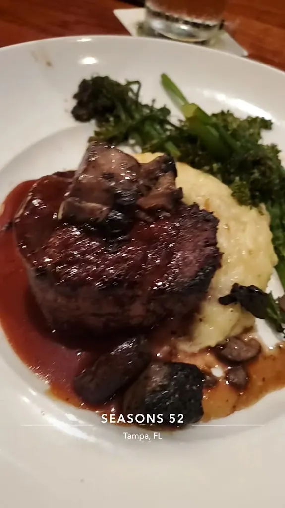 Seasons 52_Tampa, FL_slider_image_2