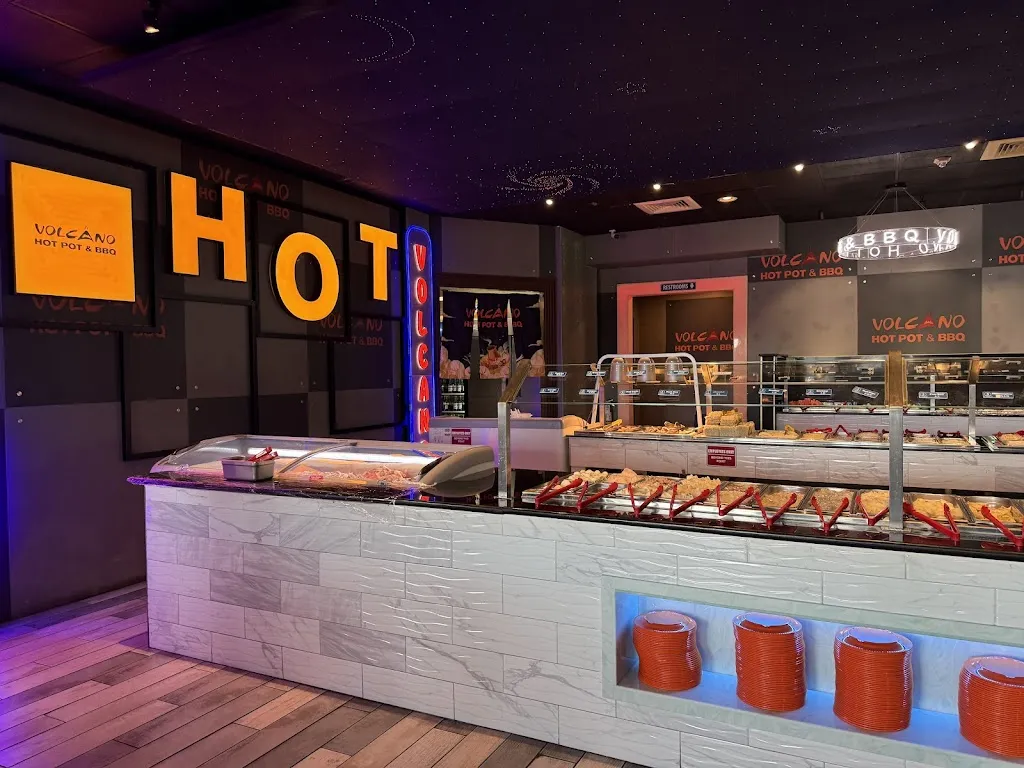 Luisa Davis_Volcano Hot Pot & BBQ I-Drive_Orlando, FL_review