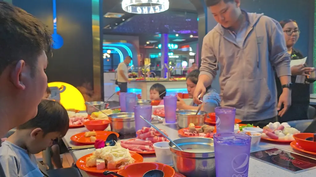 Volcano Hot Pot & BBQ I-Drive_Orlando, FL_slider_image_2