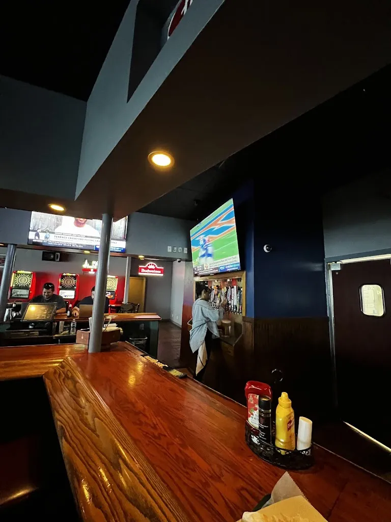 The Woods Bar and Grille_Tampa, FL_slider_image_3