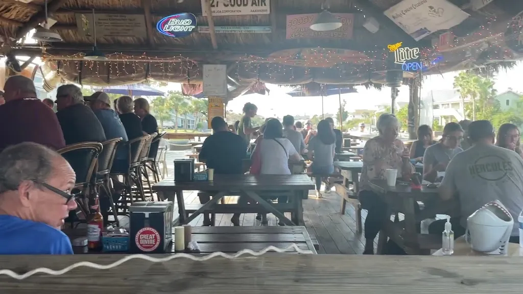 Hernando Beach Tropical Grille_Hernando Beach, FL_slider_image_2
