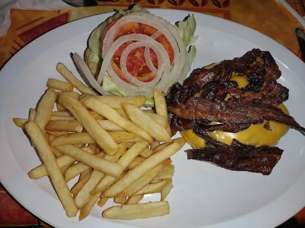 Celtic SkyWoman_Ellie's Breakfast & Lunch_Tampa, FL_review