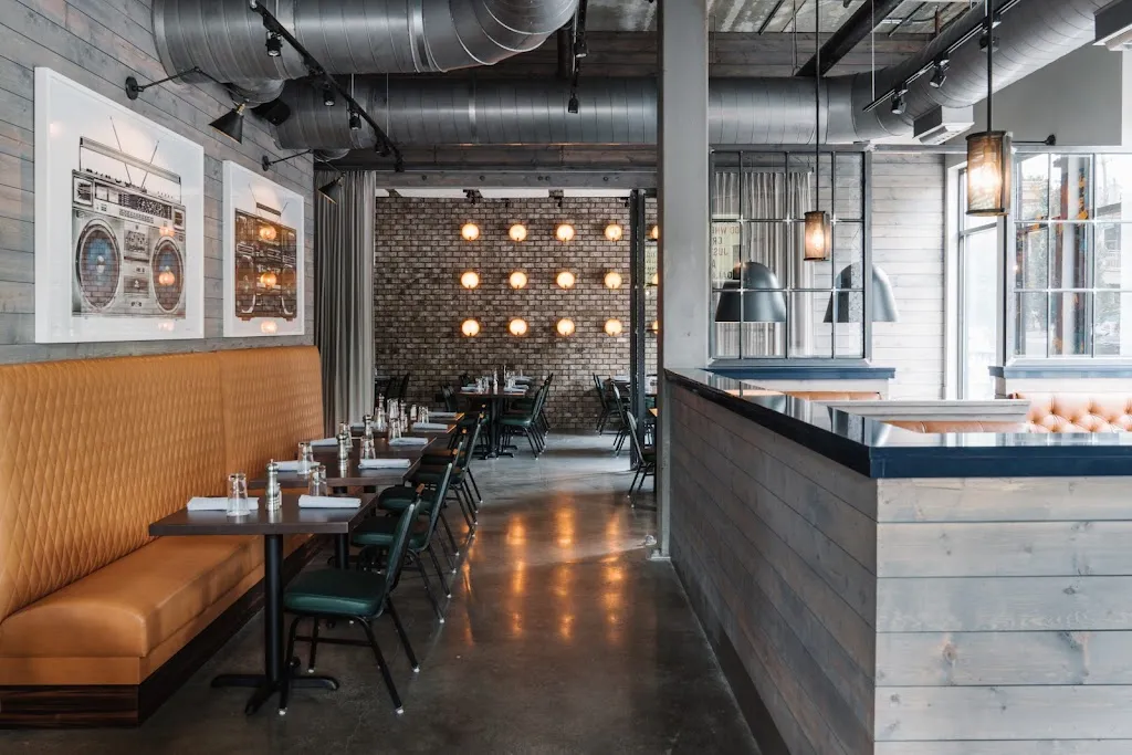 Coalition Steak and Seafood restaurante en Alpharetta, GA