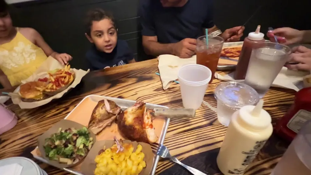 Smokejack BBQ_Alpharetta, GA_slider_imagen_2