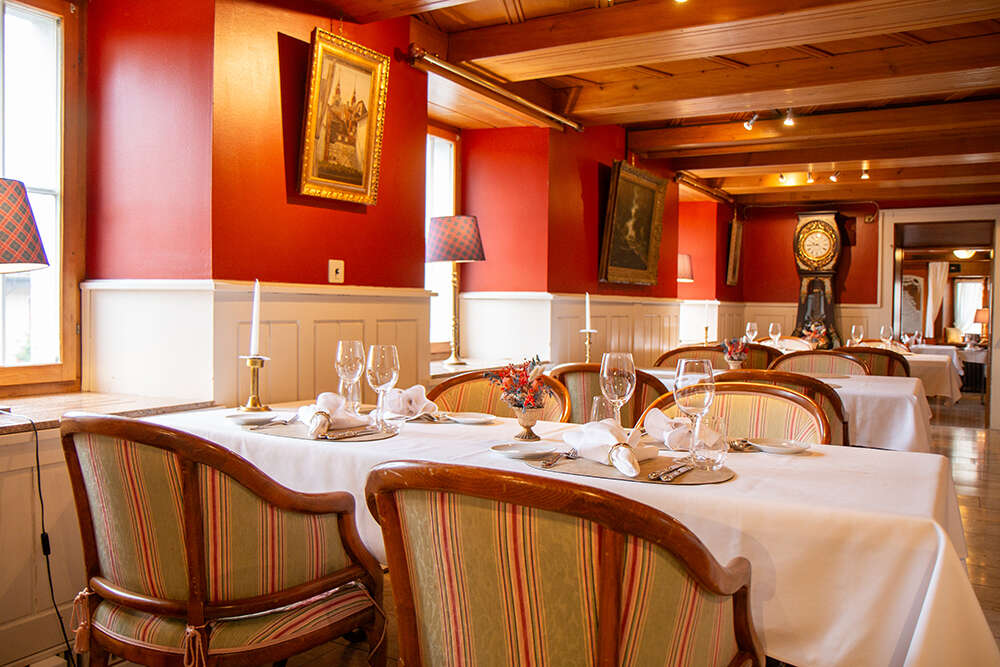 Gasthaus zum Schloss Falkenstein restaurant à Niedergösgen